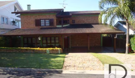 Casa com 3 dormitórios à venda, 415 m² por R$ 2.400.000,00 - Condomínio Jardim Paulista I - Vinhedo/SP