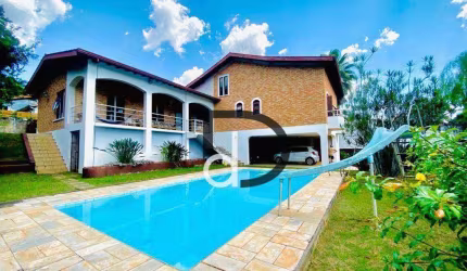 Casa com 4 dormitórios à venda, 542 m² por R$ 1.750.000,00 - Condomínio Marambaia - Vinhedo/SP