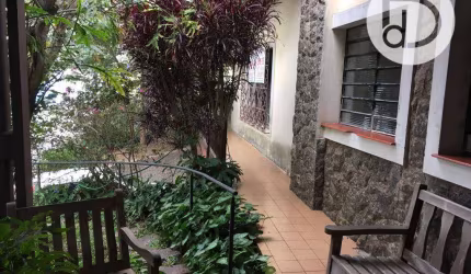 Casa com 5 dormitórios à venda, 400 m² por R$ 2.300.000,00 - Centro - Vinhedo/SP