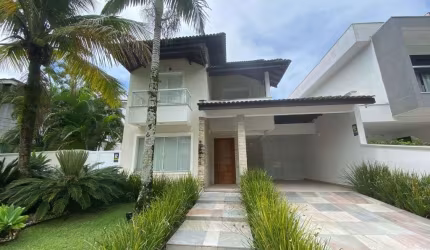 Casa com 4 dormitórios à venda, 260 m² por R$ 2.790.000 - Riviera de São Lourenço - Bertioga/SP