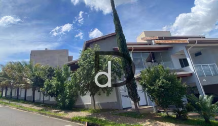 Casa com 4 suítes à venda, 400 m² por R$ 1.230.000