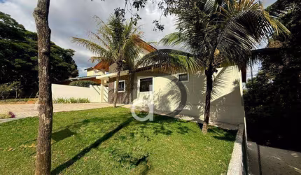 Casa com 3 quartos à venda, 198 m² por R$ 2.600.000 - Condomínio Marambaia - Vinhedo/SP