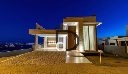 Casa com 4 dormitórios à venda, 350 m² por R$ 3.890.000,00 - Condomínio Campo de Toscana - Vinhedo/SP