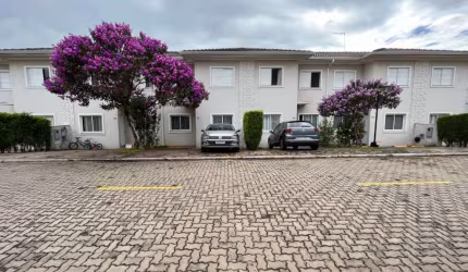 Casa em condomínio fechado, Vila Santa Rosa, 3 quartos