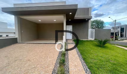 Casa Térrea à Venda no Condomínio Residencial Villa do Sol, Valinhos/SP.