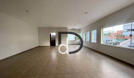 Salão comercial com 108m2, centro Vinhedo