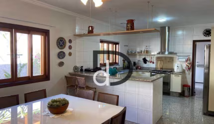 Casa com 4 dormitórios à venda, 495 m² por R$ 3.490.000,00 - Condomínio Ipê Velho - Vinhedo/SP