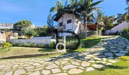 Casa com 2 dormitórios à venda, 266 m² por R$ 2.350.000,00 - Condomínio Marambaia - Vinhedo/SP