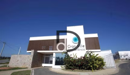 Casa Térrea com 3 quartos com  1 suite e 4 Vagas no Gran Ville São Venâncio, Itupeva/SP - Projeto de Piscina Incluído