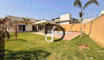 Casa Térrea Moderna com 3 Suítes, Piscina e Paisagismo no Condomínio Terras de Santa Teresa – Itupeva/Vinhedo
