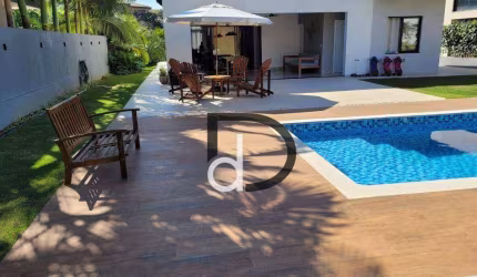 Casa de Condomínio com 3 Quartos à venda, 260m² - Morro Alto