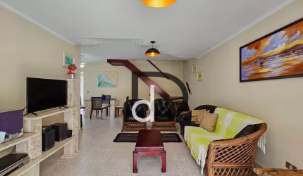 Casa em Villagio, 3 suites, piscina