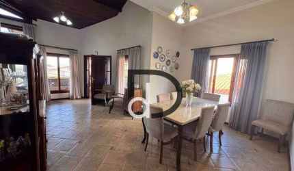 Casa com 3 quartos à venda, 232 m² por R$ 1.350.000 - Condomínio Recanto dos Paturis - Vinhedo/SP