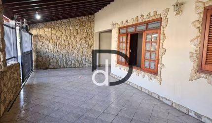 Casa com 3 quartos à venda na Rua Dos Jequitibás (Jardim Três Irmãos), 290, Santa Claudina, Vinhedo, 254 m2 por R$ 870.000