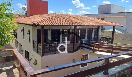 Casa com 4 dormitórios para alugar, 380 m² por R$ 11.451,92/mês - Condomínio Vista Alegre - Sede - Vinhedo/SP