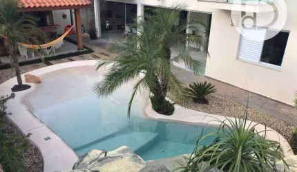 Casa com 3 dormitórios à venda, 330 m² por R$ 1.850.000,00 - Condomínio Fiorella - Valinhos/SP