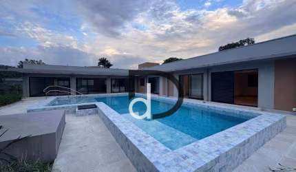 Casa com 4 suítes à venda, 315 m² por R$ 2.970.000