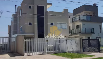 Sobrado com 3 dormitórios à venda, 116 m² por R$ 649.000,00 - Fazendinha - Curitiba/PR