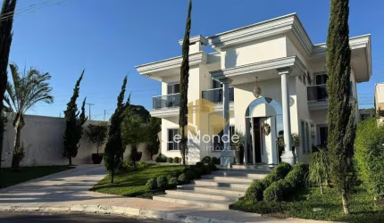 Sobrado com 3 dormitórios à venda, 215 m² por R$ 2.500.000,00 - Umbará - Curitiba/PR