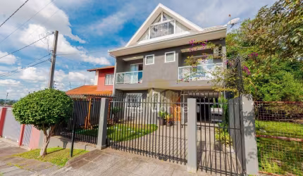 Triplex com 5 dormitórios à venda, 203 m² por R$ 1.300.000 - Abranches - Curitiba/PR