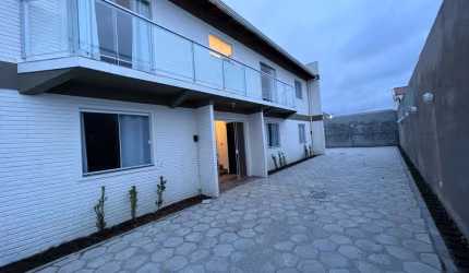 Apartamento em Pontal do Sul