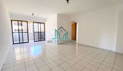 Apartamento com 90m² com 3 Quartos, Varanda, 2 Vagas na Ponta Verde - Maceió Alagoas