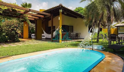 Casa em Ipioca, Mobiliada com Piscina, 3 Quartos,  174m² em Condomínio na Praia de Ipioca - Maceió Alagoas