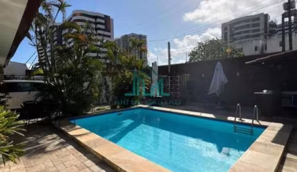 Casa no Vera Arruda com Piscina com 191m² com 3 Quartos  na Jatiuca - Maceió Alagoas