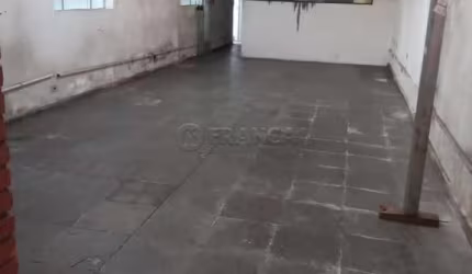 Ótimo ponto comercial, Galpão Localizado no Centro de Jacareí, ao lado da Prefeitura.