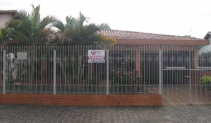 Casa Padrão em Jacareí