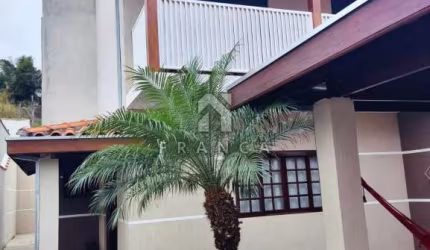 Casa Padrão em Jacareí