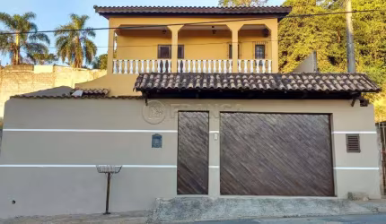 Casa Padrão em Jacareí