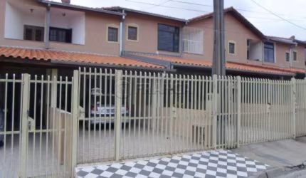 Casa Padrão em Jacareí