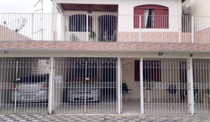 2 casas independentes - centro !!!
