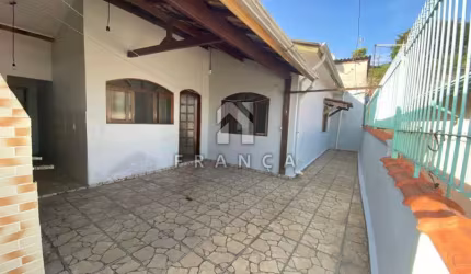 Casa Padrão em Jacareí