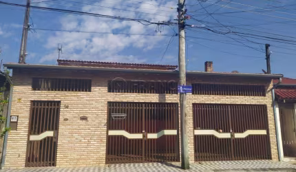 CASA 3 DORMITÓRIOS - CONJUNTO SÃO BENEDITO - JACAREÍ