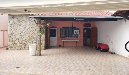 Casa Padrão em Jacareí