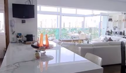 LINDO DUPLEX COM VISTA LIVRE NO VILA EMA