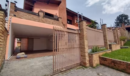 CASA SOBRADO 4 DORMITÓRIOS SENDO 2 SUÍTES - BAIRRO SÃO JOÃO - JACAREÍ