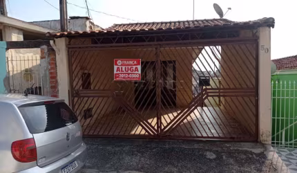 CASA 3 DORMITÓRIOS BAIRRO JARDIM BELA VISTA - REGIÃO PRÓXIMA AO CENTRO DE JACAREÍ