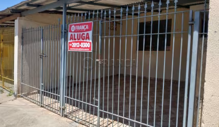 CASA 2 DORMITÓRIOS - BAIRRO JARDIM EMÍLIA - JACAREÍ