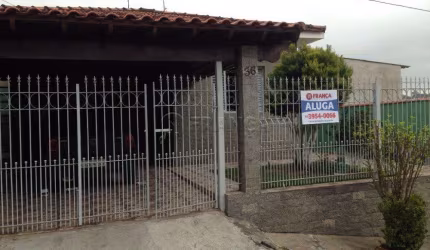Casa Padrão em Jacareí