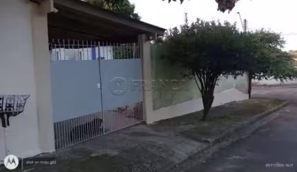Casa no Jardim Uirá | 3 Dormitórios - São José dos Campos