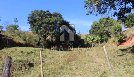 ÁREA DE 24.000,OO M² - SÃO SILVESTRE JACAREI SP