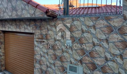 CASA 02 DORMITORIOS COM EDICULA DE 01 DORMITORIO SANTA BRANCA SP