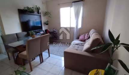 Apartamento de 02 dormitórios - Residencial Flores II - Bosque dos Eucaliptos
