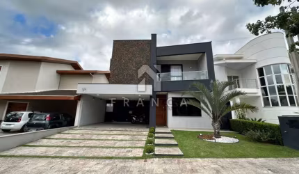 Casa Condomínio em Jacareí