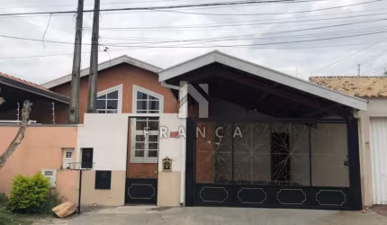 Casa Padrão em Jacareí
