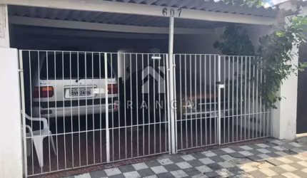 Casa Padrão em Jacareí