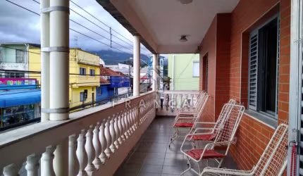 Casa Padrão em Caraguatatuba